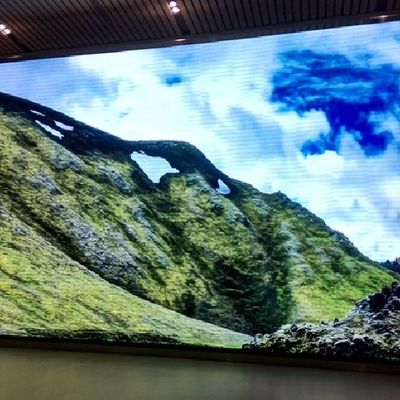 244 * 244 मिमी मॉड्यूल आकार के साथ मीडिया वीडियो P7.62 इंडोर पूर्ण रंग एलईडी डिस्प्ले